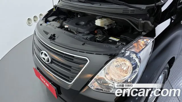 Hyundai Starex 2018 — фото 6