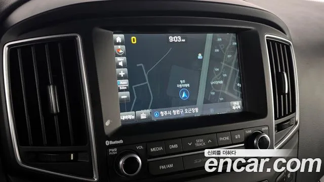 Hyundai Starex 2018 — фото 13