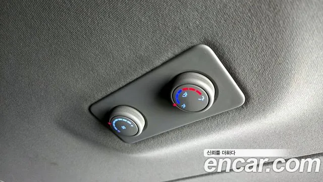 Hyundai Starex 2018 — фото 19