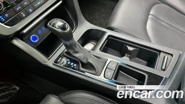 Hyundai Sonata 2016 — фото 12