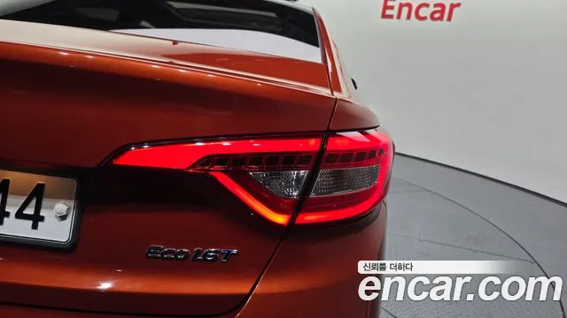 Hyundai Sonata 2016 — фото 9