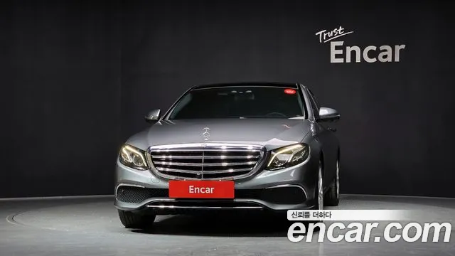 Mercedes-Benz E-Class 2017 — фото 3