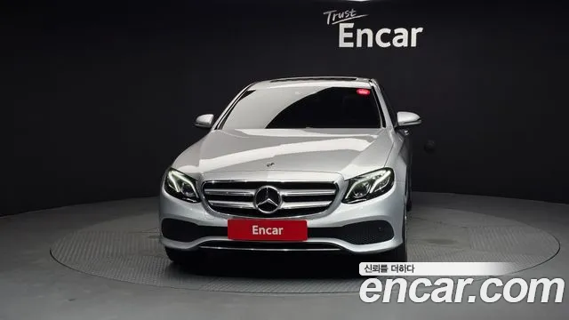 Mercedes-Benz E-Class 2017 — фото 3