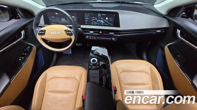 Kia EV6 2023 — фото 10