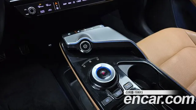 Kia EV6 2023 — фото 12