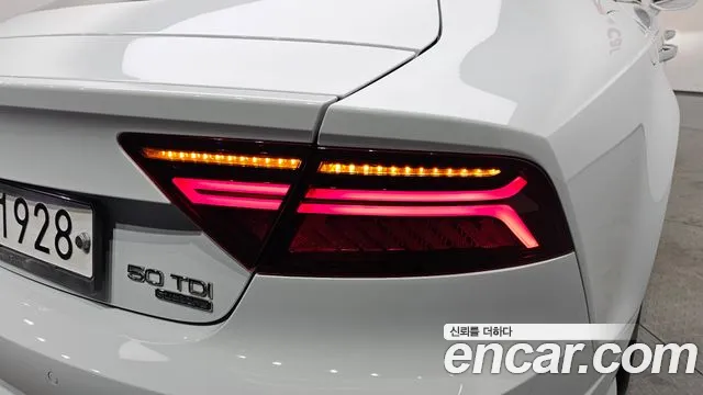 Audi A7 2016 — фото 8