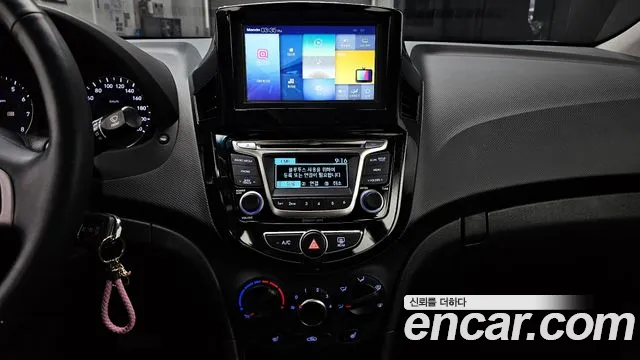 Hyundai Accent 2019 — фото 20
