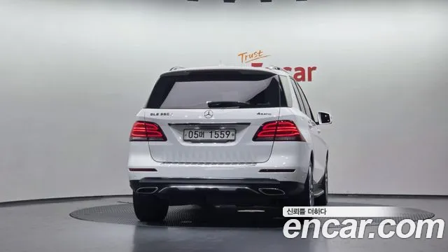 Mercedes-Benz GLE-Class 2018 — фото 4