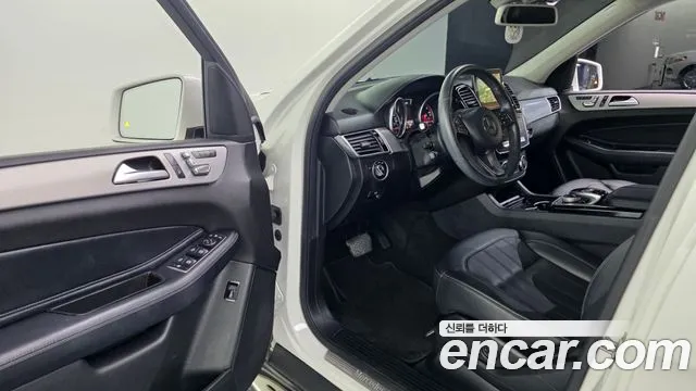 Mercedes-Benz GLE-Class 2018 — фото 10