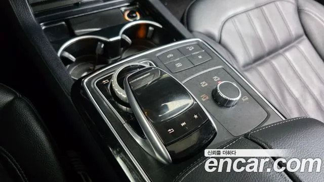 Mercedes-Benz GLE-Class 2018 — фото 17