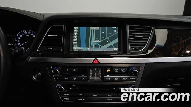 Hyundai Genesis 2016 — фото 13