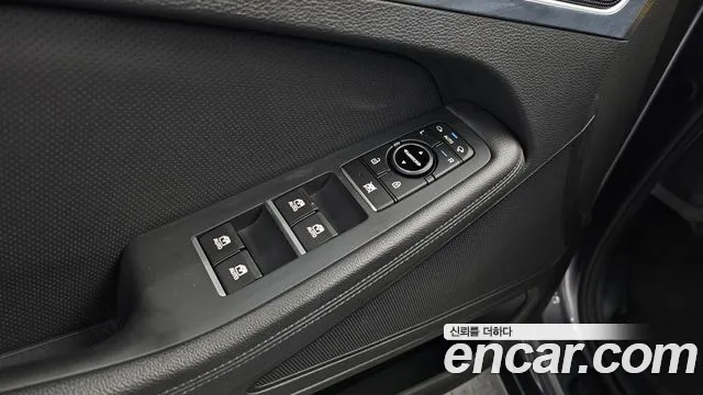 Hyundai Genesis 2016 — фото 17