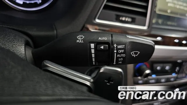 Hyundai Genesis 2016 — фото 18