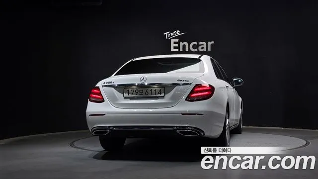 Mercedes-Benz E-Class 2017 — фото 4