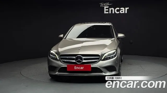 Mercedes-Benz C-Class 2019 — фото 3