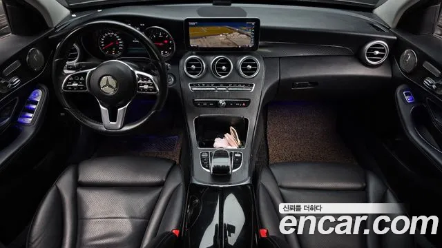 Mercedes-Benz C-Class 2019 — фото 7