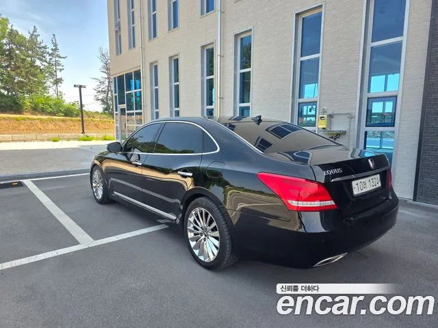 Hyundai Equus 2015 — фото 7