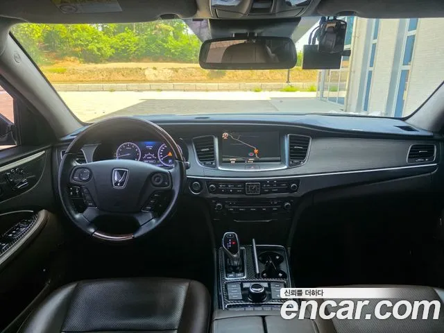 Hyundai Equus 2015 — фото 9