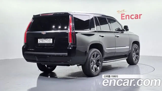 Cadillac Escalade 2018 — фото 2