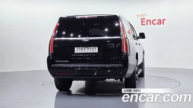 Cadillac Escalade 2018 — фото 4