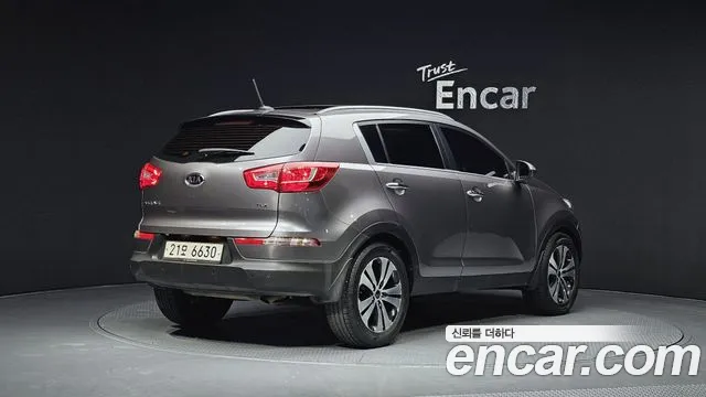 Kia Sportage 2012 — фото 2