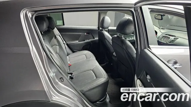 Kia Sportage 2012 — фото 18