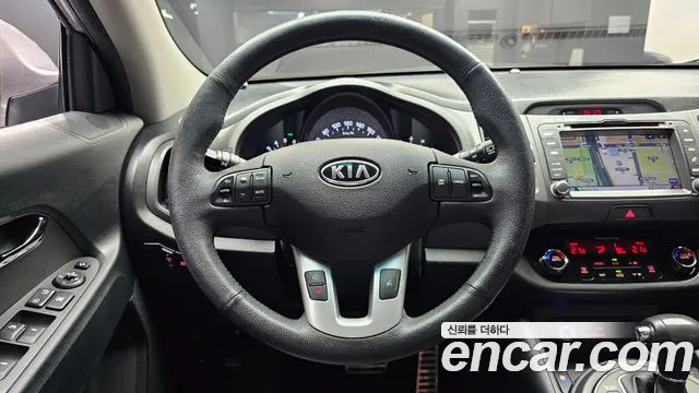 Kia Sportage 2012 — фото 19