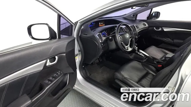 Honda Civic 2015 — фото 10
