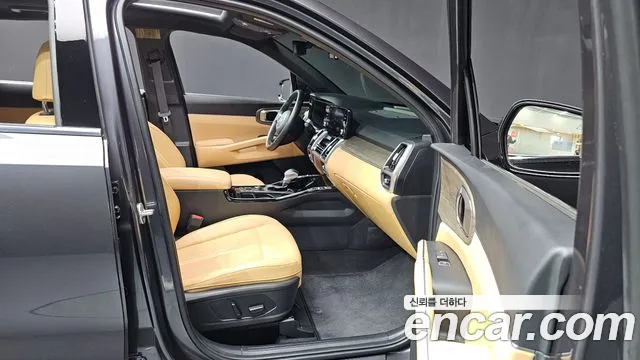 Kia Sorento 2023 — фото 11