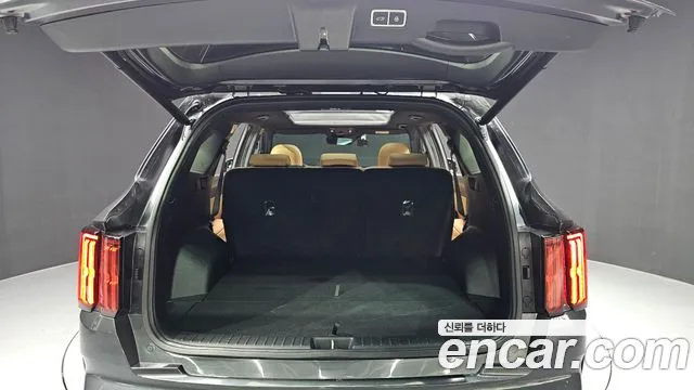 Kia Sorento 2023 — фото 16