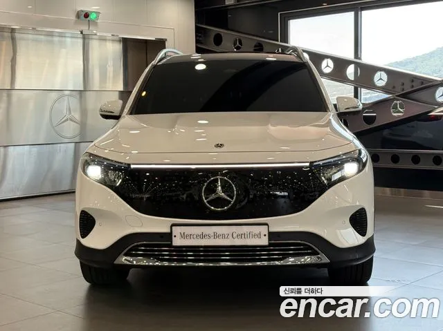 Mercedes-Benz EQB 2025 — фото 2