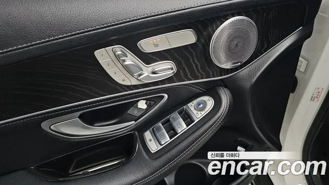 Mercedes-Benz GLC-Class 2017 — фото 17