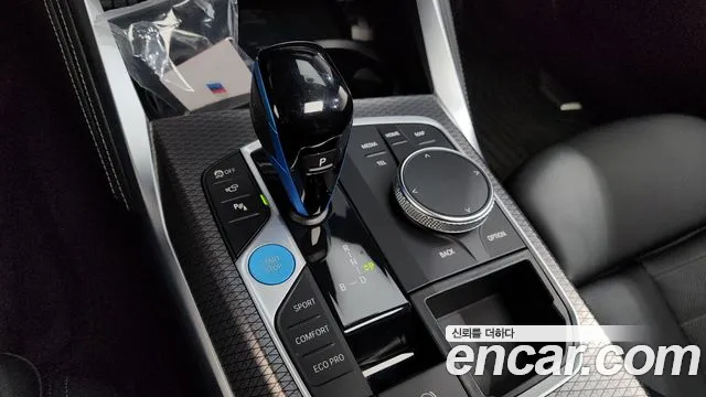 BMW i4 2022 — фото 11