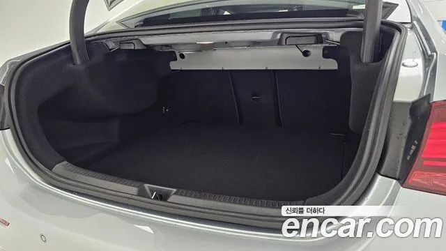 Mercedes-Benz A-Class 2025 — фото 11