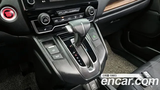 Honda CR-V 2019 — фото 12