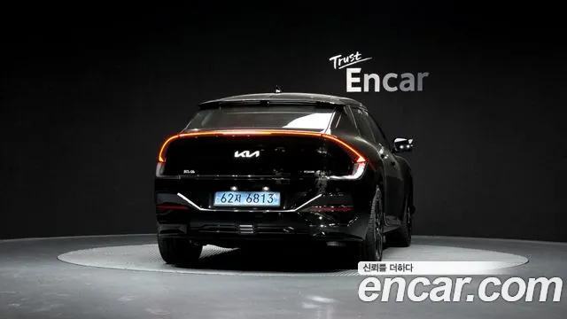 Kia EV6 2025 — фото 4