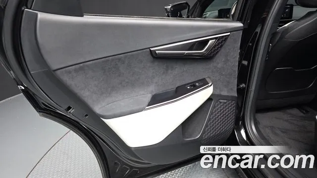 Kia EV6 2025 — фото 15