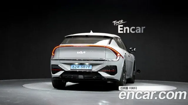 Kia EV6 2025 — фото 4