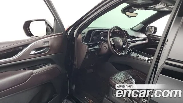Cadillac Escalade 2023 — фото 13