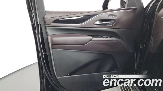 Cadillac Escalade 2023 — фото 14
