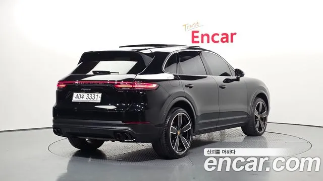 Porsche Cayenne 2019 — фото 2