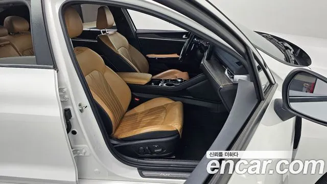 Kia K5 2020 — фото 10
