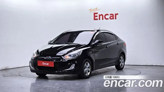 Hyundai Accent 2012 — фото 1
