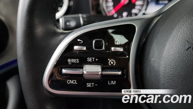Mercedes-Benz E-Class 2019 — фото 17
