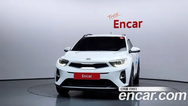 Kia Stonic 2019 — фото 3