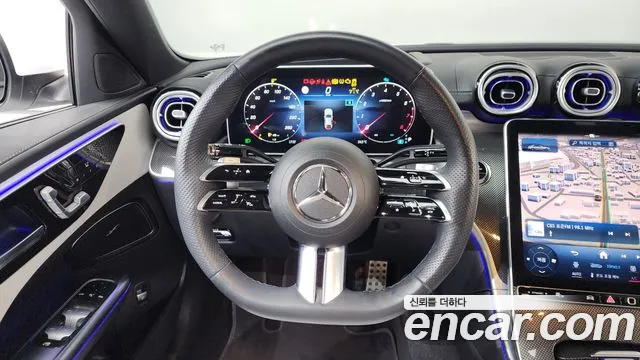 Mercedes-Benz C-Class 2023 — фото 19