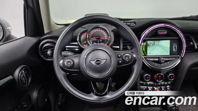 Mini Cooper 2018 — фото 14