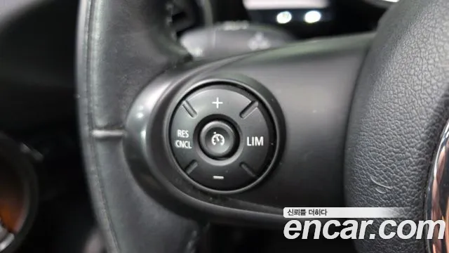 Mini Cooper 2018 — фото 16