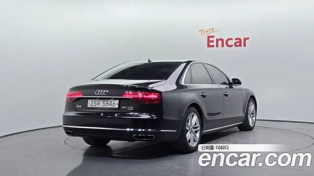 Audi A8 2015 — фото 2