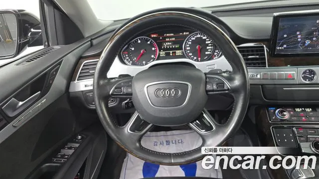 Audi A8 2015 — фото 13